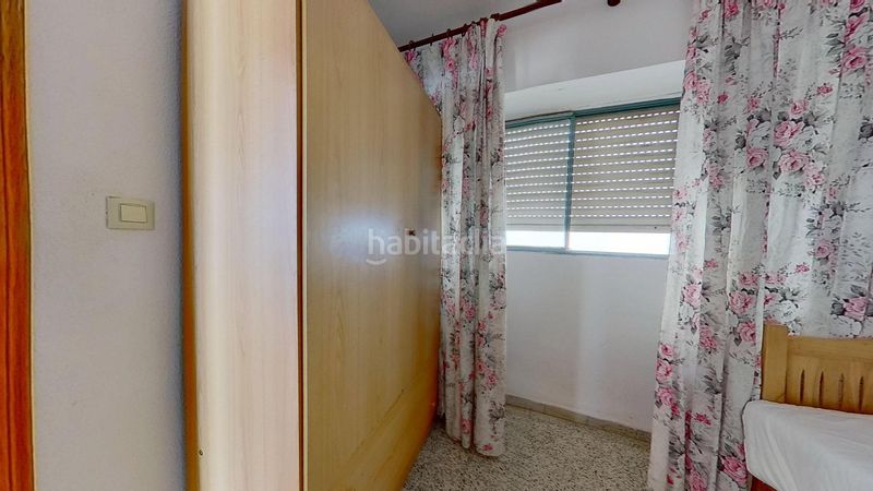 Foto f15f1991-81a1-4a93-b62f-fabcc03b5139. Pis a L´Amistat Valencia