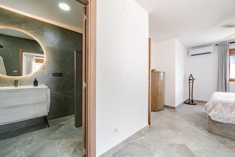 Foto 58beb365-036e-4db9-9a0f-1234e0c8c1a8. Xalet amb aparcament piscina a Segart