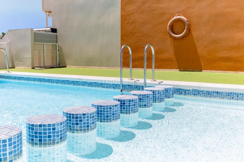 Foto 7b450f7d-9d61-487b-ad8d-92ff21f5ae18. Casa adossada amb aparcament piscina a Moncófar Pueblo Moncofa