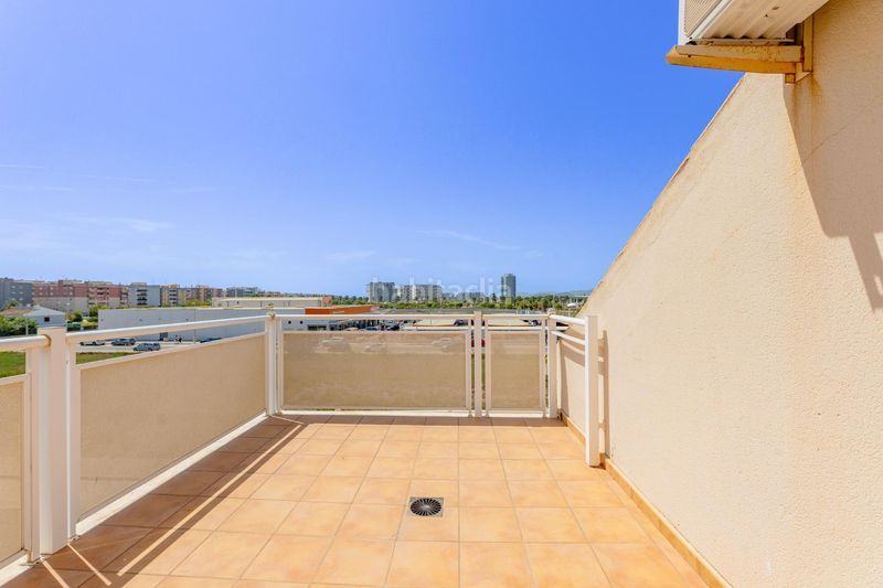 Foto ca3ed6d3-0aab-4857-9ef3-29c842bb1994. Casa adossada amb aparcament piscina a Moncófar Pueblo Moncofa