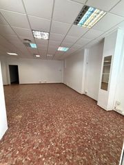 Lloguer Local Comercial a Algemesí. Ahora tienes la oportunidad de alquilar un gran local en la mejo