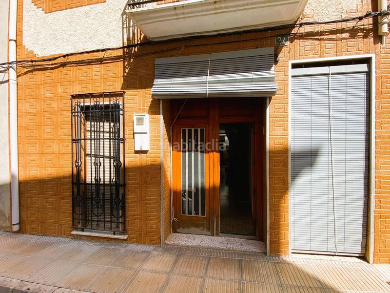 Foto a4fad48d-6410-4461-9bed-75025e4483a1. Casa adossada a Potríes