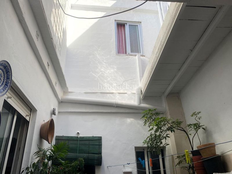 Foto acf05ff0-c9c9-4e47-aecd-07df844ef183. Casa adossada a Potríes