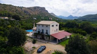 Mas  Calle polígono 48. Finca rústica con vivienda reformada, piscina y cultivo ecólógic