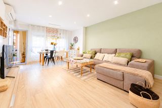 Piso en Calle padre ferris 41. Espectacular vivienda reformada, totalmente exterior, con balc�n