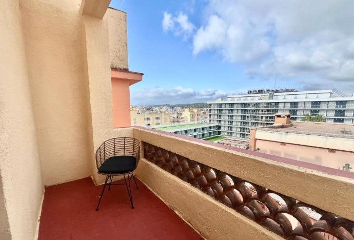 Foto a23bde9e-52da-4342-bdbb-d78cef8e34b0. Edificio in Centre Lloret de Mar