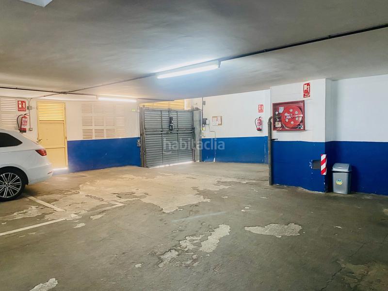 Foto 2390c6b4-a3d4-4cef-a656-4e8344a5980f. Parking voiture dans Roses-Castellbell Sant Feliu de Llobregat