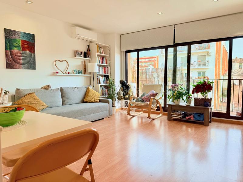 Foto 087733b5-81d0-4314-b706-f6487a8a2f9a. Duplex with heating in Centre-Can Nadal Sant Feliu de Llobregat