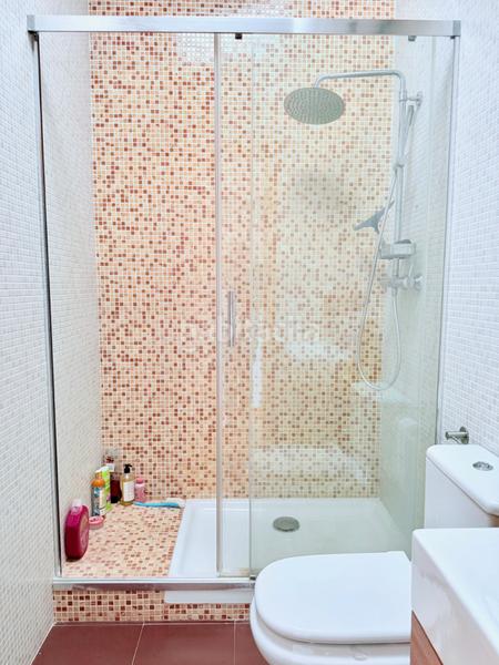 Foto 2f48fccb-d147-4a7b-bc94-e4f91cf194d6. Duplex with heating in Centre-Can Nadal Sant Feliu de Llobregat