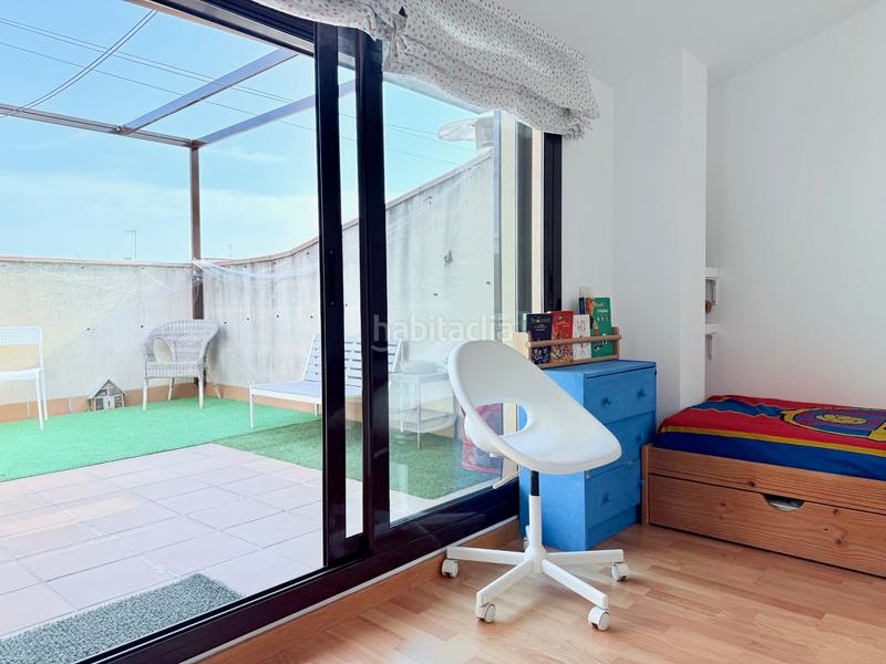 Foto c0c298f0-e16e-426e-83dc-ca52f29bbf7e. Duplex with heating in Centre-Can Nadal Sant Feliu de Llobregat