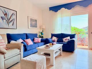 Appartement à Roses-Castellbell. ¡oportunidad en la parte baja de mas lluí! pisazo todo exterior,