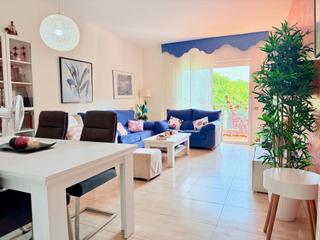 Appartamento in Roses-Castellbell. ¡oportunidad en la parte baja de mas lluí! pisazo todo exterior,