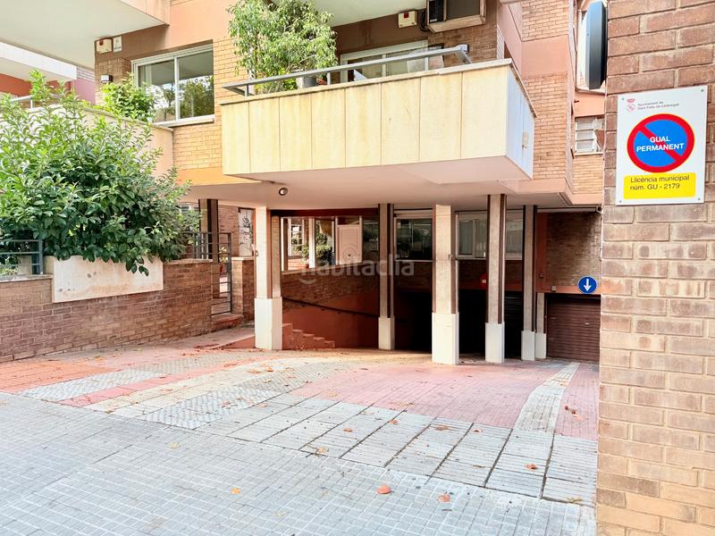 Foto 519eee8d-b425-4593-950e-97cba7b2d0fc. Affitto posto auto in Centre-Can Nadal Sant Feliu de Llobregat