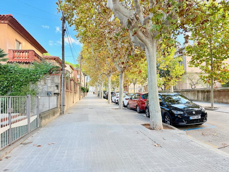 Foto a9861e84-1998-46ca-b626-639fd93be6ac. Lloguer aparcament cotxe a Centre-Can Nadal Sant Feliu de Llobregat