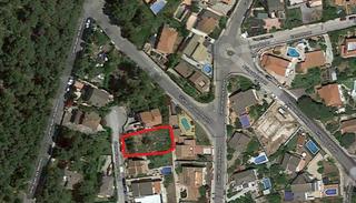 Residential Plot in Bellvei. Fantástica parcela situada en oasis del vendrell