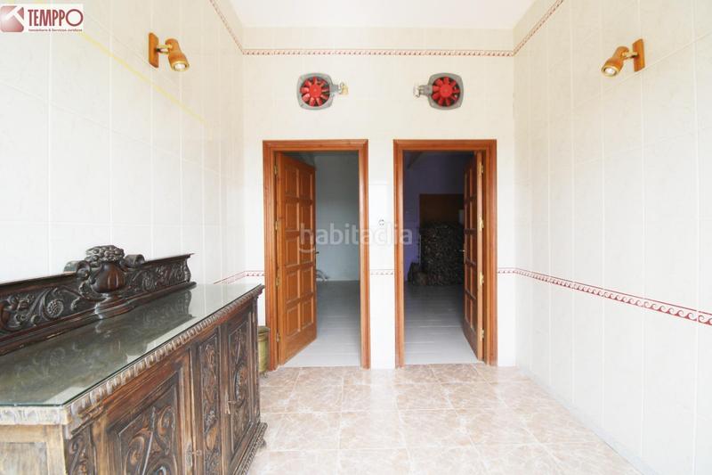 Foto 61aa1891-6c74-45a4-aef0-98a39cdb42c9. Haus mit heizung parking in Bisbal del Penedès (La)