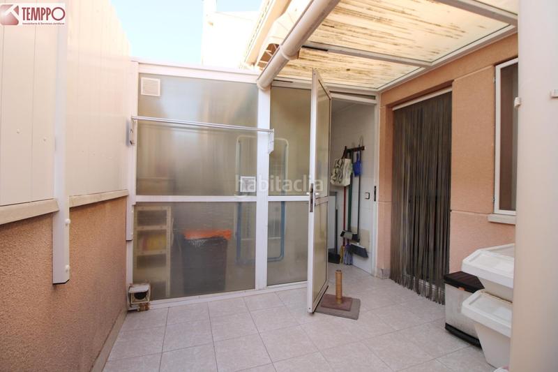 Foto c20f2280-0b1b-47a7-b8d8-a4a3d9182c96. Casa adossada amb calefacció aparcament a El Tancat-Mas d´en Gual Vendrell (El)