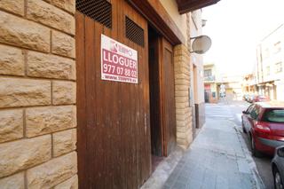 Lloguer Local Comercial a El Tancat-Mas d´en Gual. Se alquila almacén en el tancat