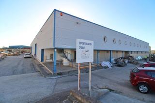 Nau industrial a Carretera pla del 230. Gran nave industrial en valls a la venta