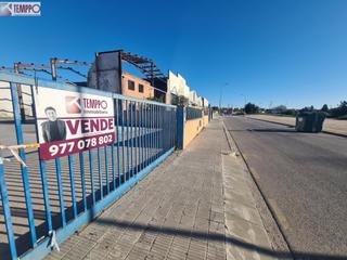 Terreny residencial  Carrer vidriers dels-pol cometa. Parcela para construir nave industrial!