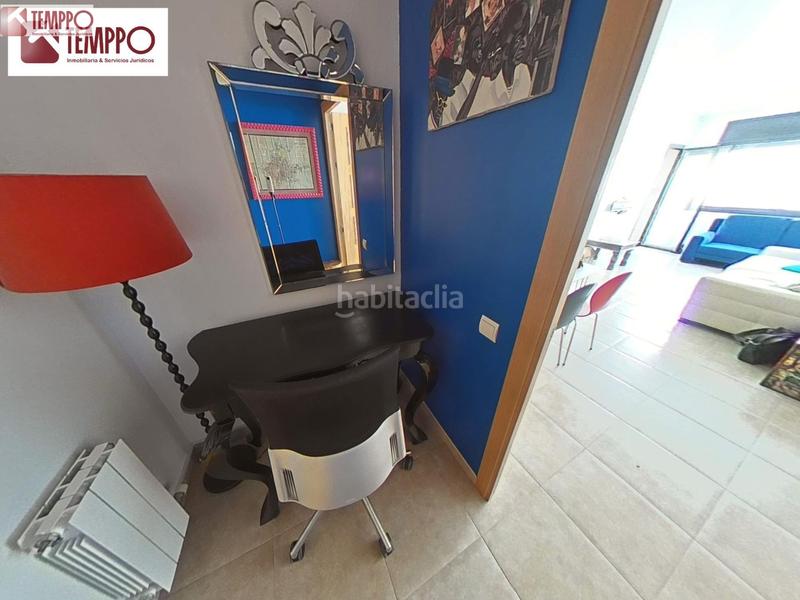 Foto 4d4688aa-3d58-4120-bafa-60dc2487bade. Piso con balcón, plaza de aparcamiento y amplísimo trastero en Vendrell (El)