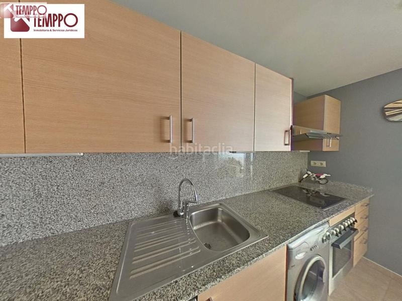 Foto 506a1f67-eb46-4e16-be9c-42191b425999. Piso con balcón, plaza de aparcamiento y amplísimo trastero en Vendrell (El)