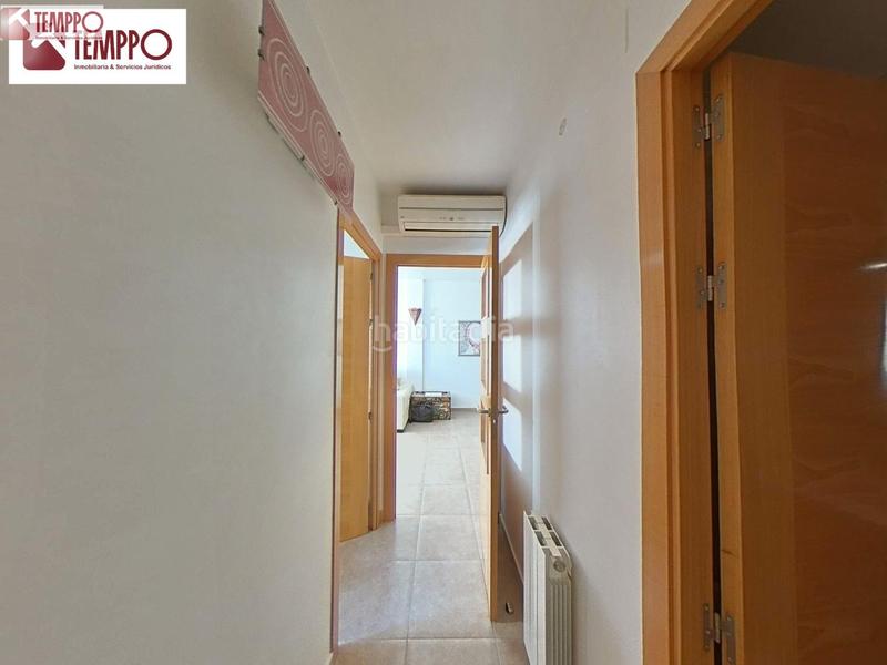 Foto ff5dcb3b-1106-4d7c-8adf-cffb76f3abab. Piso con balcón, plaza de aparcamiento y amplísimo trastero en Vendrell (El)