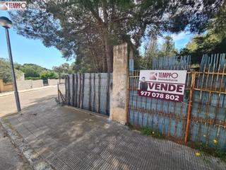 Terreny residencial a Nou Vendrell. Parcela de 1692m2 para 4 casas