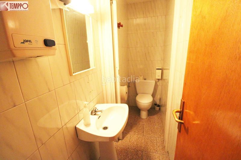 Foto a781e8bb-037d-4228-8ce4-bc62b5872825. Local comercial restaurant en venta, junto con vivienda! en Vendrell (El)