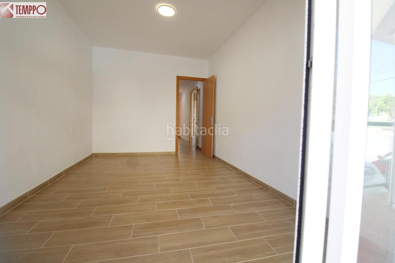 Foto 841d27bc-1f1d-4707-ad1c-eea8352b11ec. Alquiler planta baja amplio y con terraza de más 40m2 en Calafell