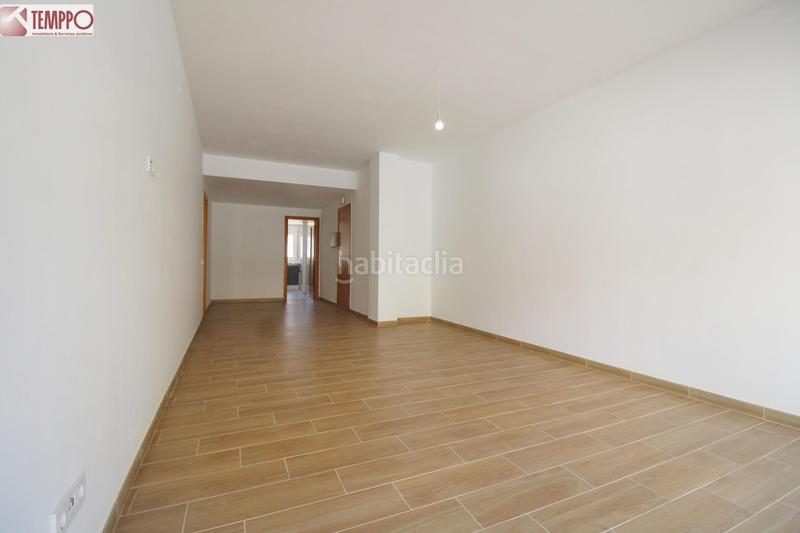 Foto fc2770ba-13b9-42b5-a34e-63ab39d92d34. Alquiler planta baja amplio y con terraza de más 40m2 en Calafell