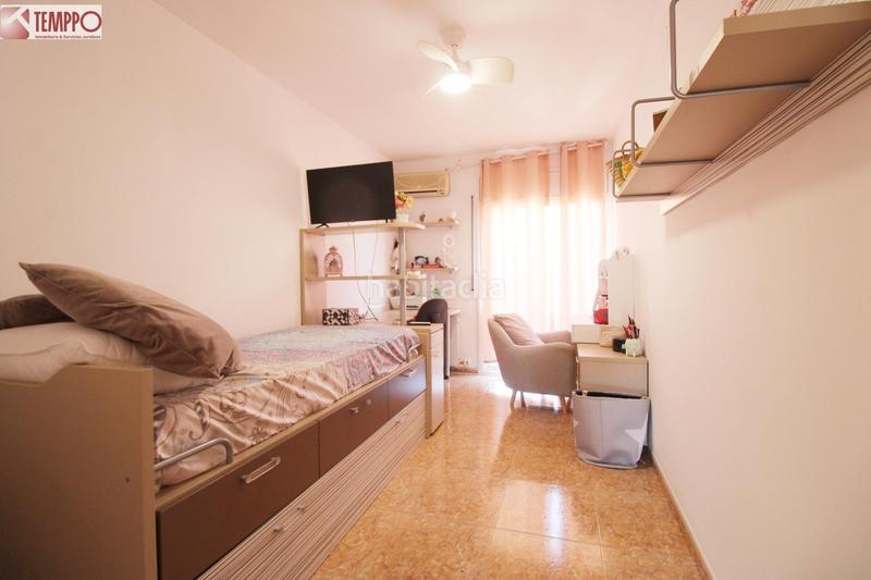 Foto cadeb23d-5eba-429f-9a78-bd694283b632. Casa adossada amb calefacció aparcament piscina a Vendrell (El)