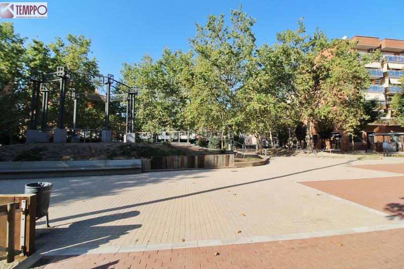 Foto 44d23011-c5fa-4b99-ac1b-498c02a724b8. Local comercial a Eixample Sabadell