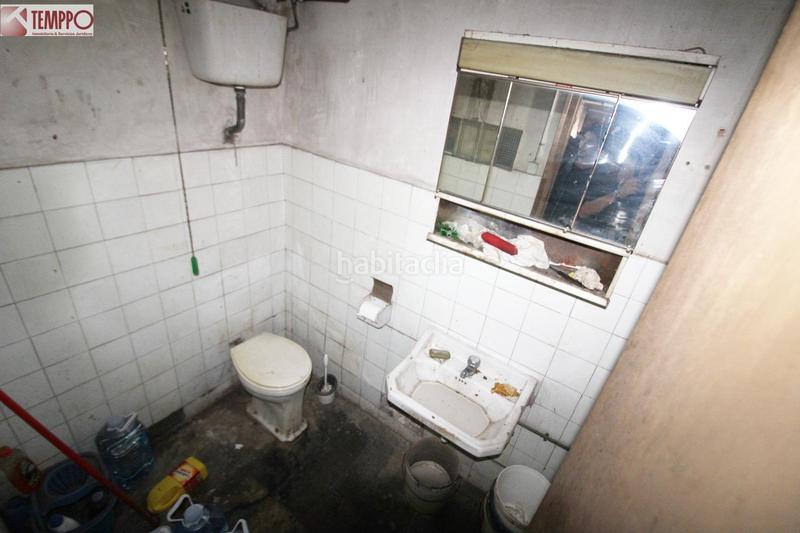 Foto fa84e495-6661-4ca1-abc4-ef5fe90e2e74. Local comercial a Eixample Sabadell