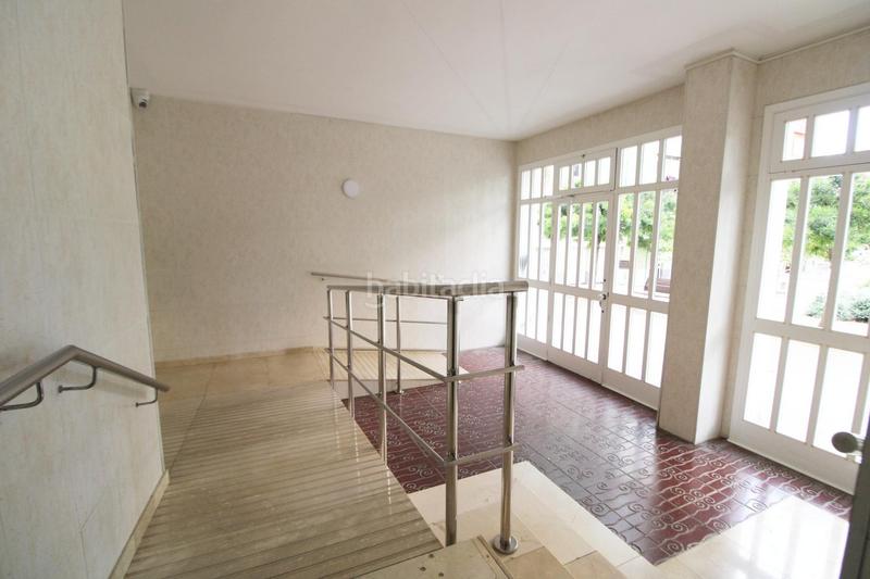 Foto df42e9b7-25fe-4a8b-bd7d-7a22387db95f. Piso luminoso piso de 3 dormitorios en La Roureda Sabadell