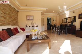 Casa adossada a El Tancat-Mas den Gual. Muchos metros para esta casa adosada