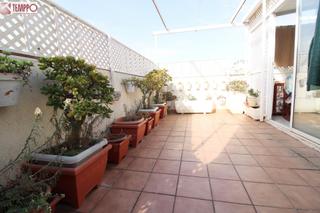 Àtic a Centre. Terraza con ático y con ascensor