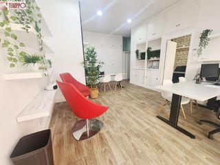 Lloguer Oficina  Carrer roquetes. Oportunitat oficina per començar a treballar yaaaa!