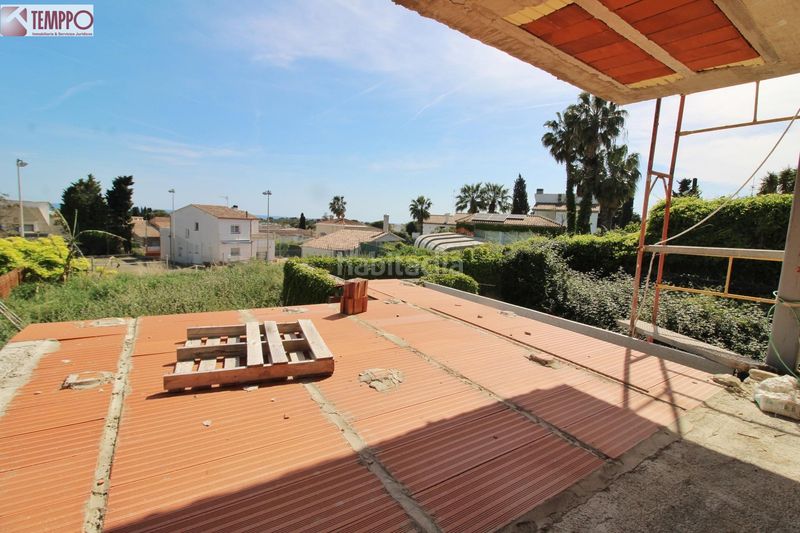 Foto f60cbab2-1123-443c-8777-9e968e081d19. Casa amb calefacció aparcament piscina a Els Masos - Els Garrofers Coma-ruga