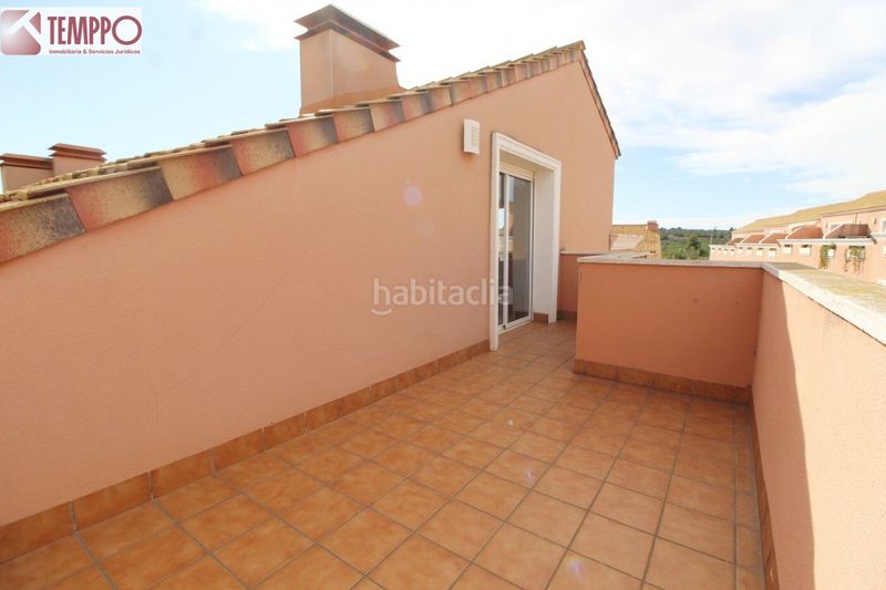 Foto 49a0571b-dcbc-43e9-9890-a7c9e40dec48. Casa adossada amb calefacció aparcament piscina a Vendrell (El)