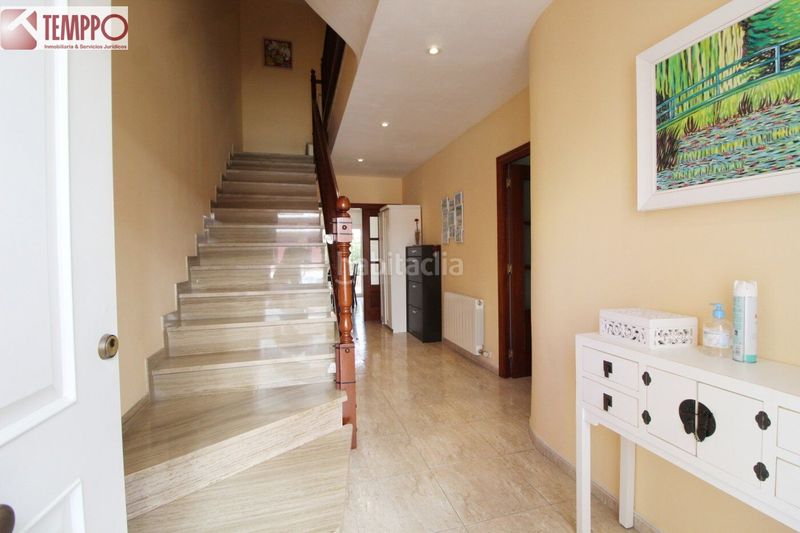 Foto a1a4a01f-725e-48a3-8d9a-2207f0e62fdf. Casa adossada amb calefacció aparcament piscina a Vendrell (El)