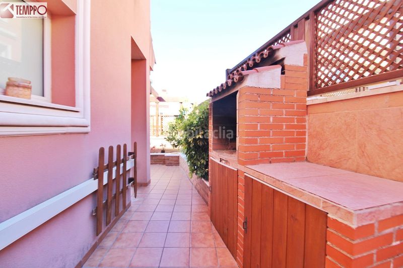 Foto ccb933e2-501c-4c10-beff-d0fe1f1dd4f4. Casa adossada amb calefacció aparcament piscina a Vendrell (El)