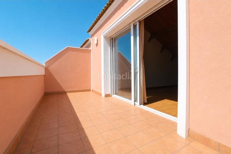 Foto 511a578f-ce6f-43bc-8016-ecd4c8436b8e. Casa adossada amb calefacció aparcament piscina a Vendrell (El)