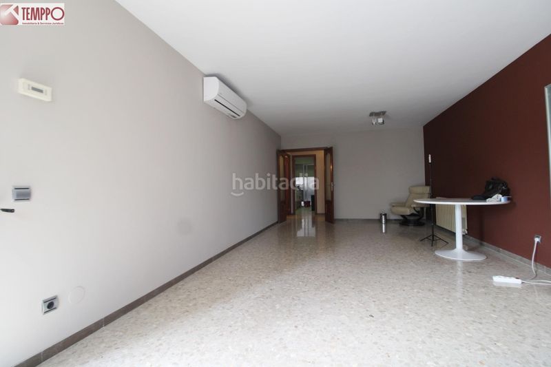 Foto 4a865656-743b-4752-a013-fb7a68107610. Pis amb calefacció aparcament a Centre Vendrell (El)