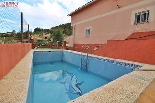 Casa a Castellet i la Gornal