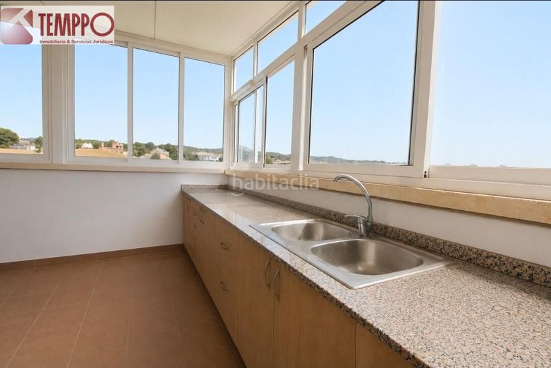 Foto 1279f950-00d3-470f-82a7-932aee4a15dd. Àtic amb calefacció aparcament a Cunit residencial Cunit