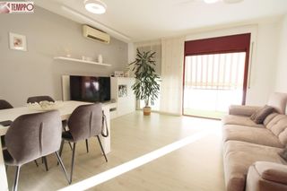 Appartement à El Tancat-Mas d´en Gual. Amplio piso de 90 m2 con 3 dormitorios dobles, ascensor y plaza