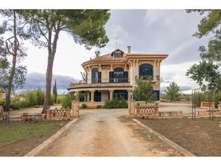 Casa a Anna. Casa en venta en anna