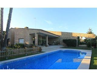 Casa a Godella. Casa unifamiliar en venta en campo olivar