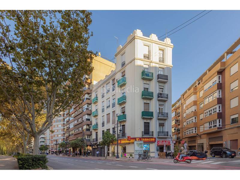 Foto 63b3aa77-8c34-4287-b915-0c7d899e46b1. Pis a El Botànic Valencia